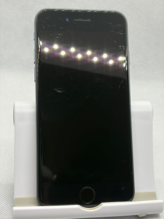 ���Хåƥ꡼88% SIM�ե꡼ iPhoneSE ��3���� 128GB �ߥåɥʥ���
