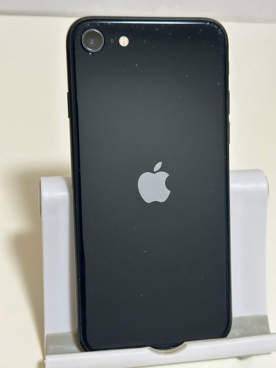 ���Хåƥ꡼81% SIM�ե꡼ iPhoneSE ��3���� 128GB �ߥåɥʥ���