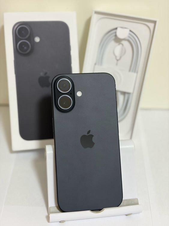 ������̤���� SIM�ե꡼ iPhone16 128GB �֥�å�