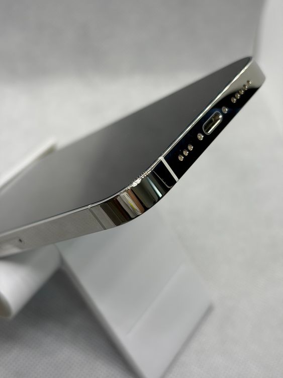 ��SIM�ե꡼ iPhone13Pro 256GB ����С�