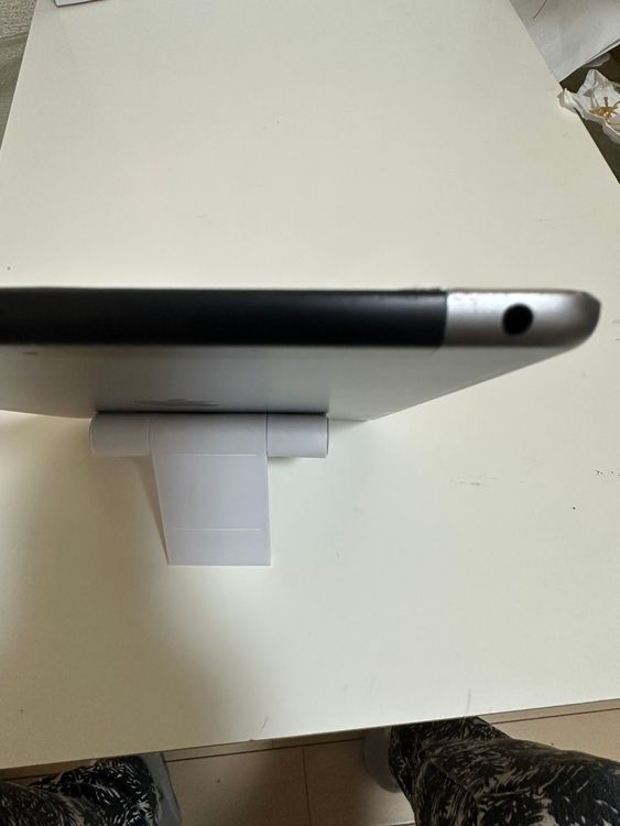 ��iPad Air ��1���� 32GB ���ڡ������쥤 SoftBank