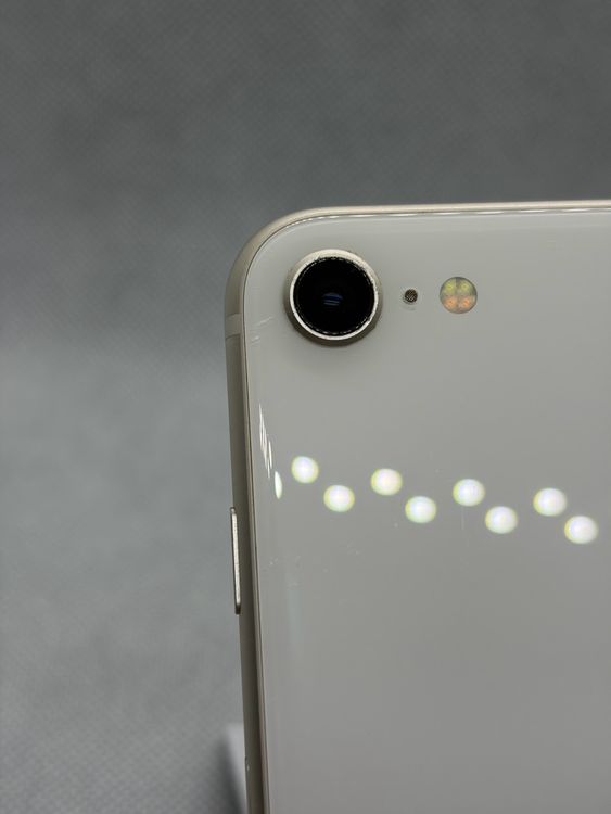 ���Хåƥ꡼81% SIM�ե꡼ iPhoneSE ��3���� 64GB �������饤��