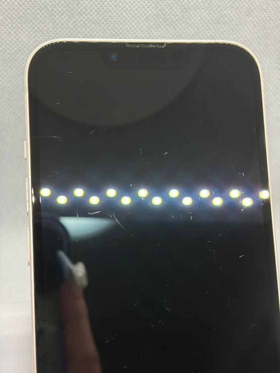���Хåƥ꡼84% SIM�ե꡼ iPhone13 128GB �������饤��
