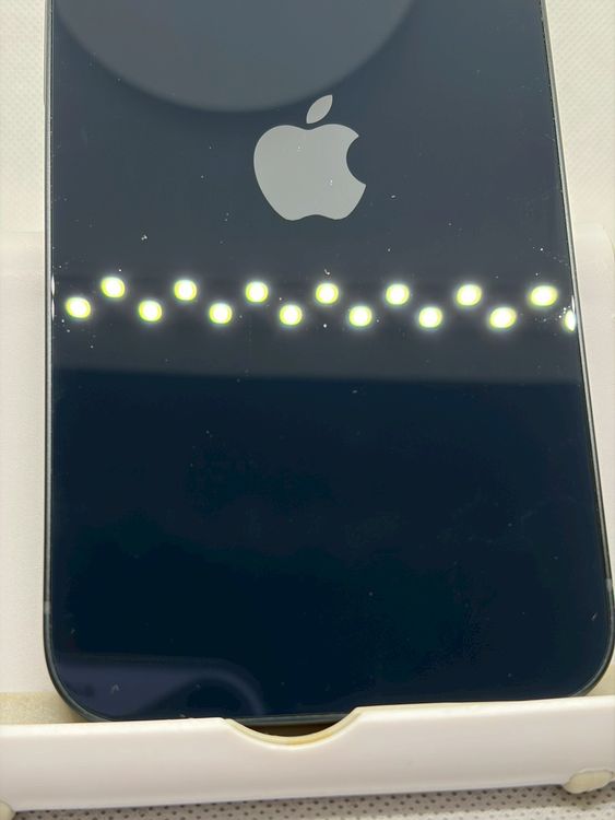 ���Хåƥ꡼86% SIM�ե꡼ iPhone13 128GB �ߥåɥʥ���