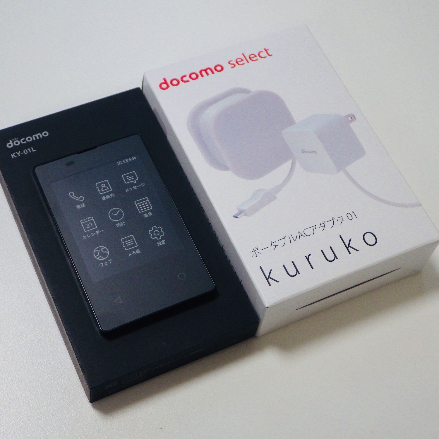 ムスビー｜新品同様 SIMフリー docomo カードケータイ KY-01L 充電器 