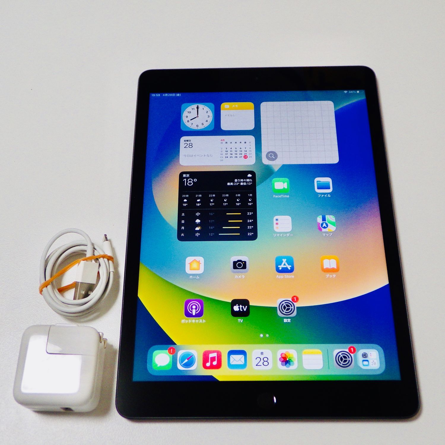 美品【新春セール】APPLE 温 iPad 32GB 7th ios17.2