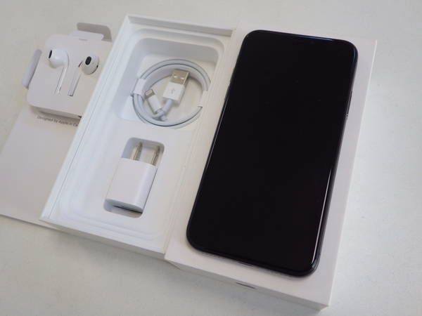 ムスビー｜新品同様 Appleストア購入 SIMフリー版 iPhoneX 256GB  