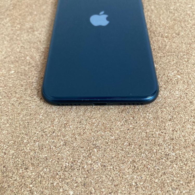 538ᤤԾ۽Хåƥ꡼100%iPhoneSE3 3 64GB SIMե꡼