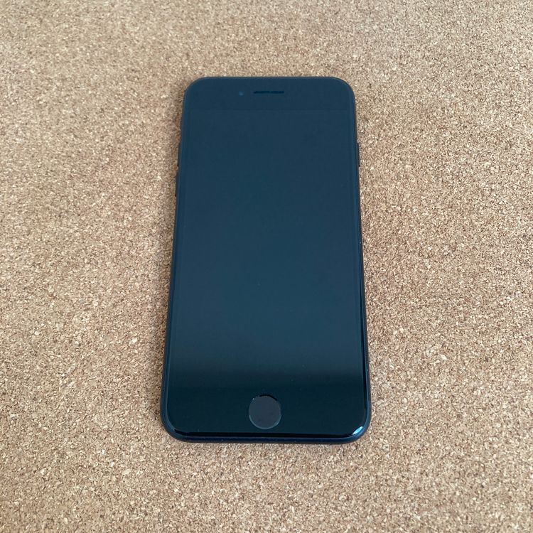 539ᤤԾ۽Хåƥ꡼100%iPhoneSE3 3 64GB SIMե꡼