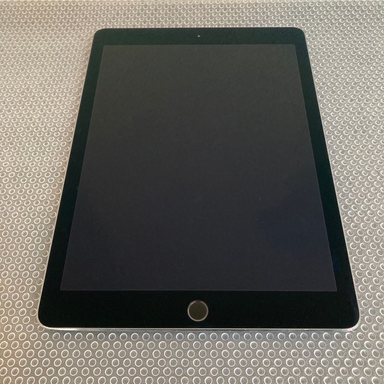 1���ᤤ�Ծ�����iPad Pro 128GB 9.7����� WIFI��ǥ��