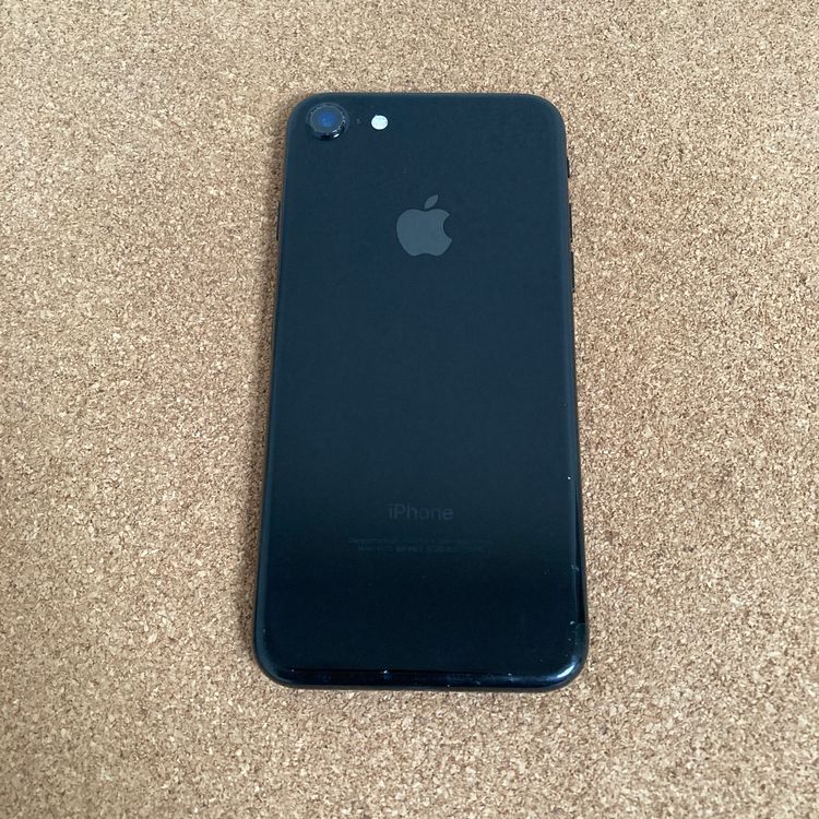 876���ᤤ�Ծ�����iPhone7 128GB SIM�ե꡼��