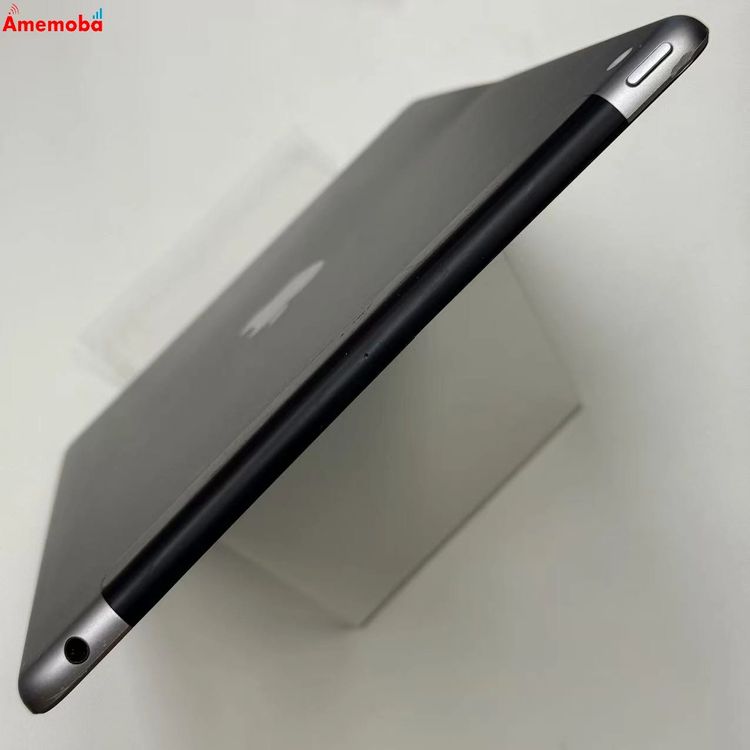 iPad ��5���� 32GB ���ڡ������쥤 MP1J2J/A AU��SIM�ե꡼ �������