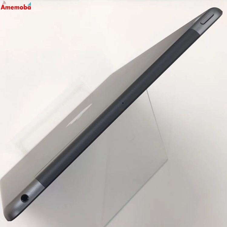 iPad ��8���� 32GB ���ڡ������쥤 MYMH2J/A docomo��SIM�ե꡼ ��������