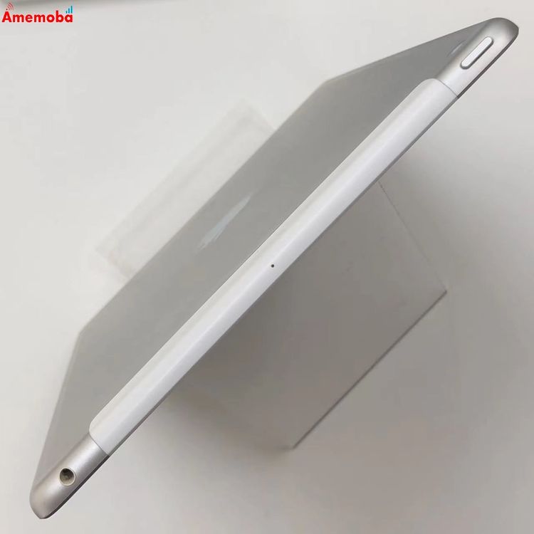 iPad ��8���� 32GB ����С� MYMJ2J/A SoftBank��SIM�ե꡼ �������