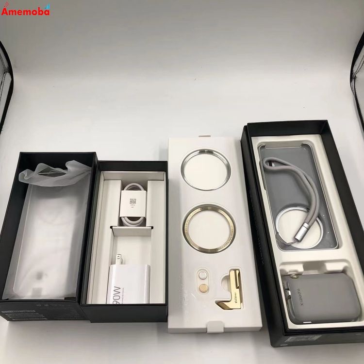 Xiaomi 15 Ultra �ե��ȥ���ե������å��դ� 16GB/512GB �ۥ磻�� 2501