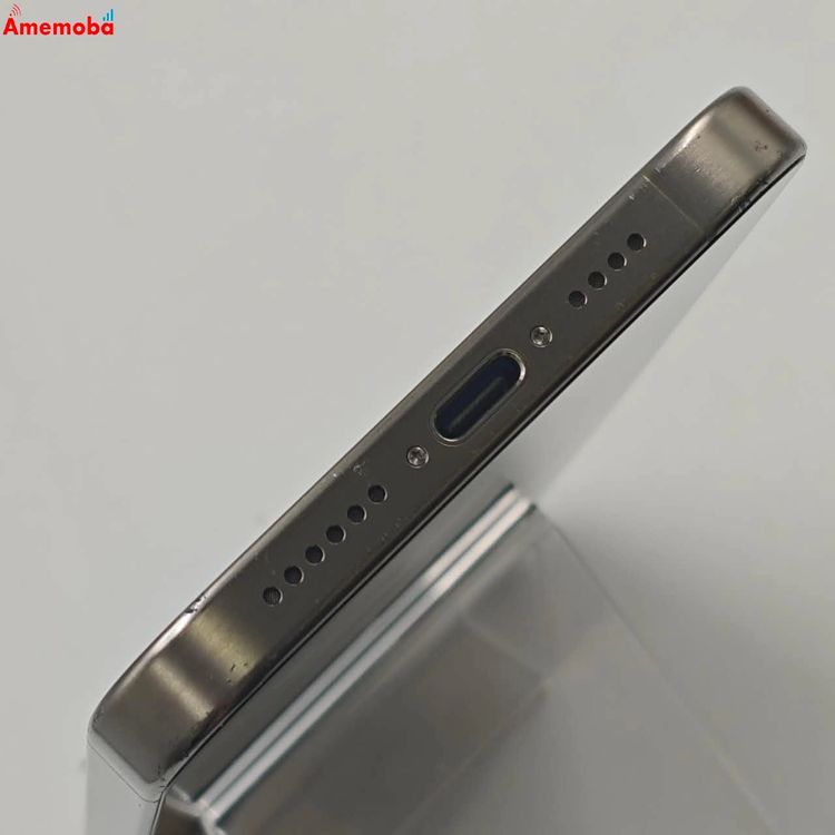 iPhone15 Pro Max 512GB �ʥ���������˥��� MU6W3J/A SoftBan