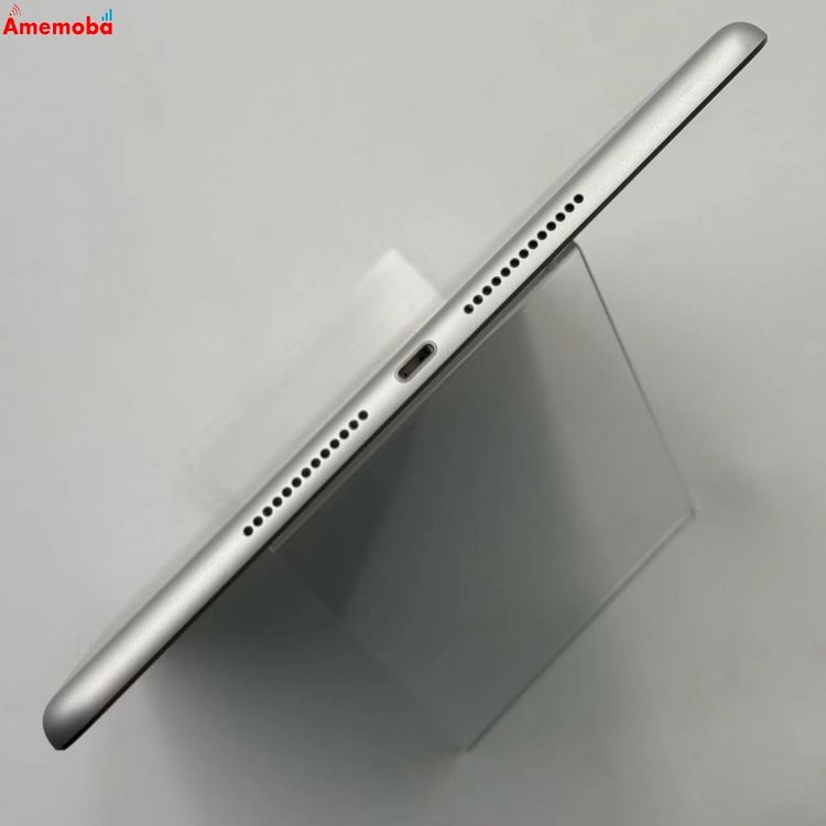 iPad ��8���� 32GB ����С� MYMJ2J/A docomo��SIM�ե꡼ �������