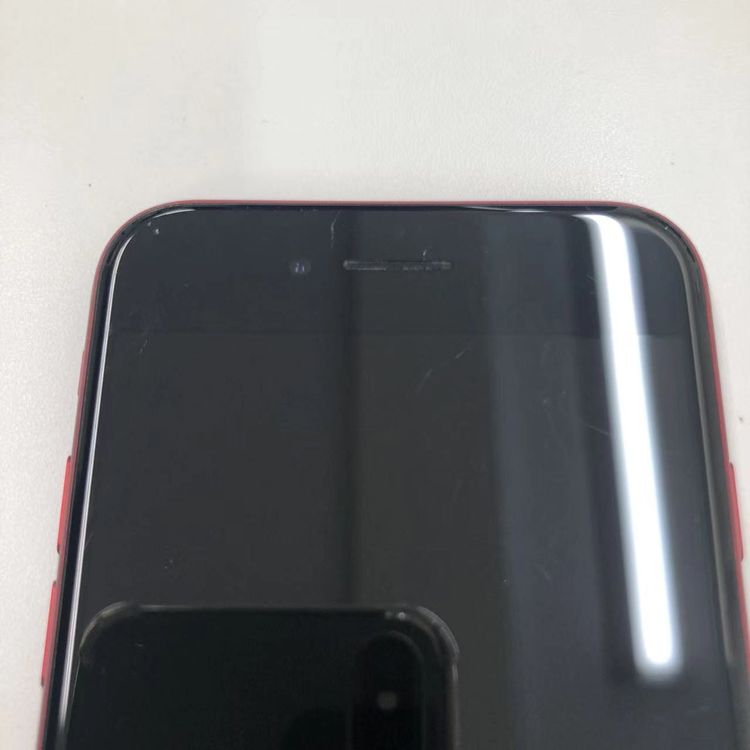 iPhoneSE ��3���� 64GB Product Red NMYE3J/A SoftBank��S