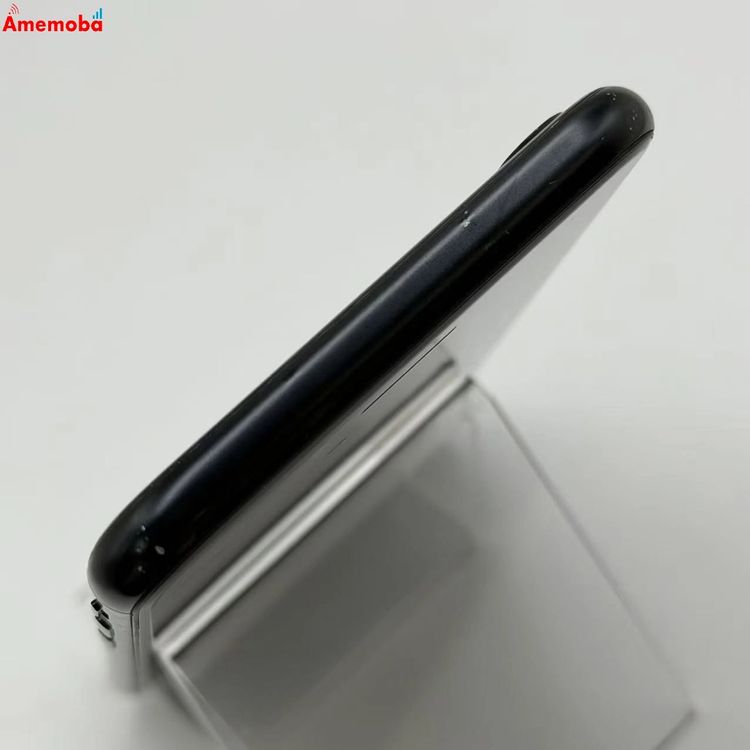��®ȯ��iPhoneSE ��3���� 64GB �ߥåɥʥ��� MMYC3J/A AU��SIM�ե꡼