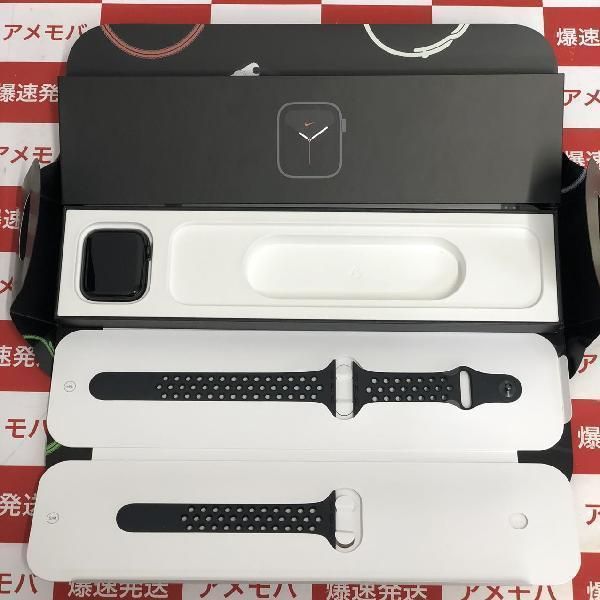 ムスビー｜爆速発送Apple Watch SE GPSモデル 44mm MYYL2J/A 極美品 