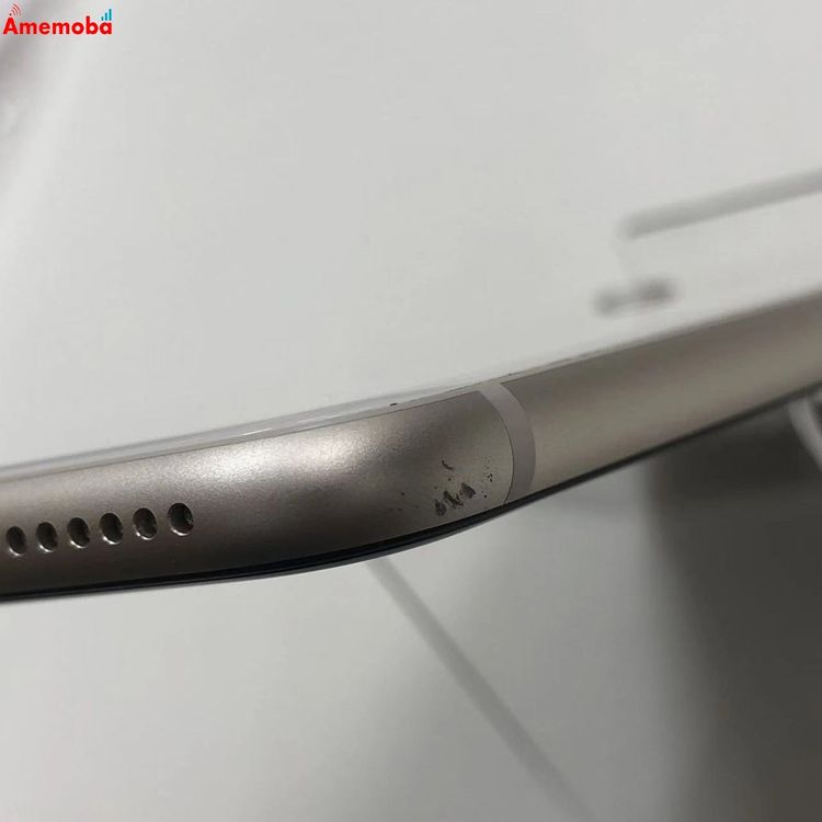 iPhoneSE ��3���� 64GB �������饤�� MMYD3J/A SoftBank��SIM�ե꡼