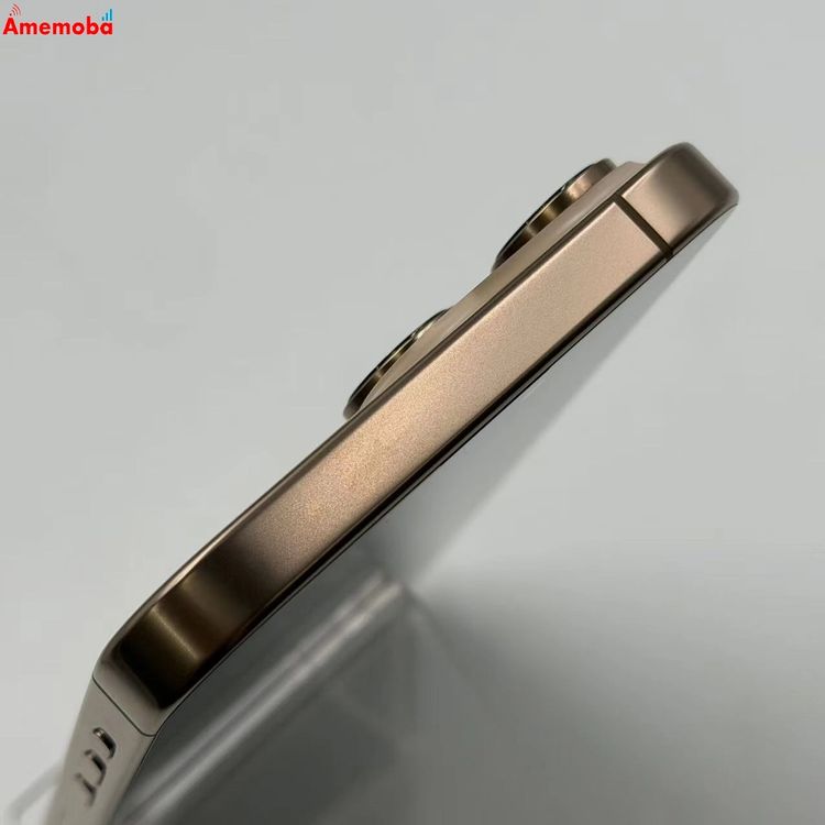 iPhone16 Pro Max 1TB �ǥ����ȥ����˥��� MYWT3J/A AU��SIM�ե꡼