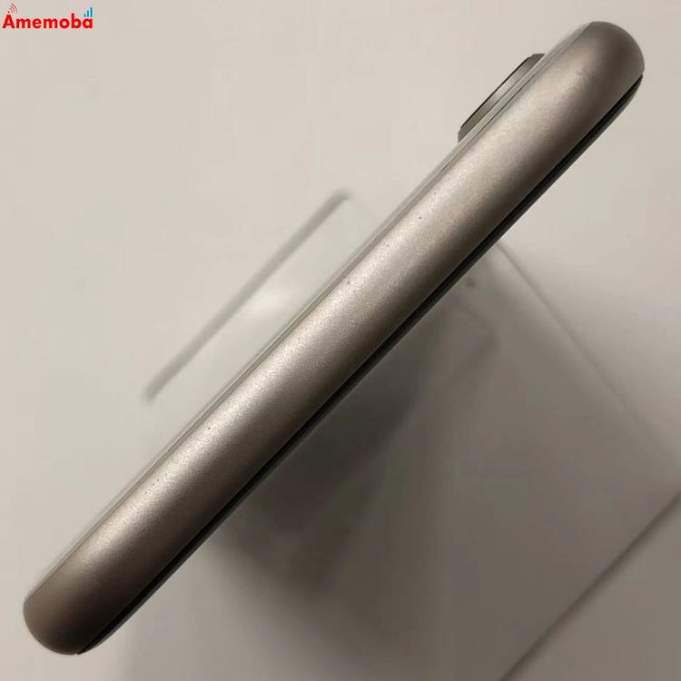 iPhoneSE ��3���� 128GB �������饤�� MMYG3J/A docomo��SIM�ե꡼