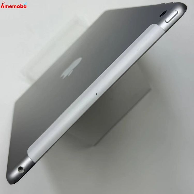 ��®ȯ��iPad ��5���� 32GB ����С� MP1L2J/A AU��SIM�ե꡼