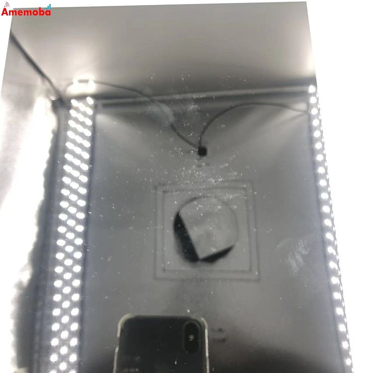 iPad ��8���� 32GB ����С� MYMJ2J/A  docomo��SIM�ե꡼ ��������