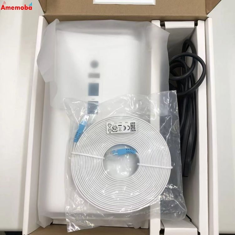 ��®ȯ��SoftBank Air�����ߥʥ�5 - �ۥ磻�� CKB01 ����Ʊ��