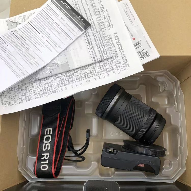 ��®ȯ��EOS R10 RF-S18-150 IS STM ��󥺥��å� �֥�å�����Ʊ��