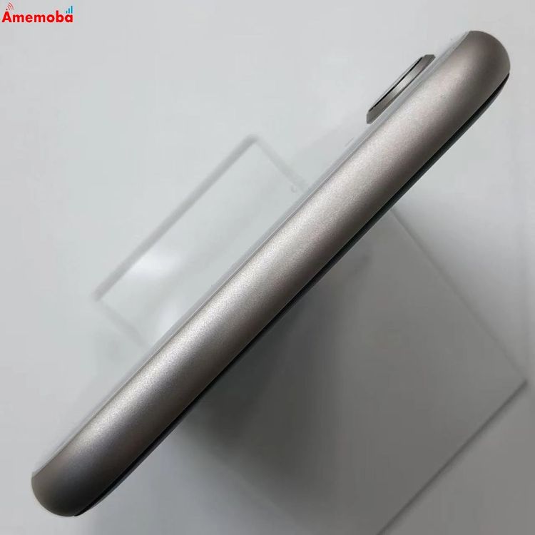 iPhoneSE ��3���� 64GB �������饤�� MMYD3J/A SoftBank��SIM�ե꡼