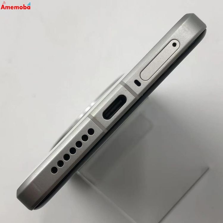 Xiaomi 15 Ultra �ե��ȥ���ե������å��դ� 16GB/512GB �ۥ磻�� 2501