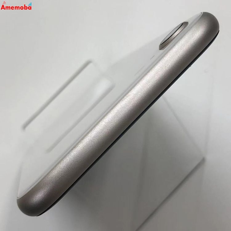 iPhoneSE ��3���� 64GB �������饤�� MMYD3J/A SoftBank��SIM�ե꡼