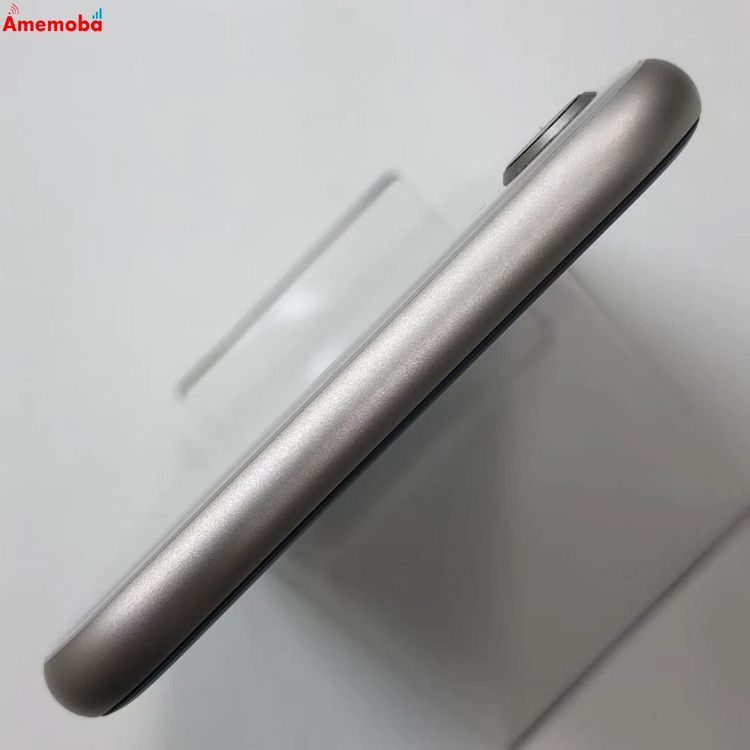 iPhoneSE ��3���� 64GB �������饤�� MMYD3J/A SoftBank��SIM�ե꡼