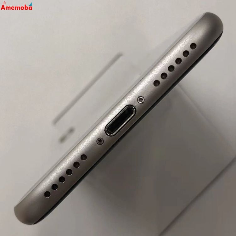 iPhoneSE ��3���� 64GB �������饤�� MMYD3J/A SoftBank��SIM�ե꡼