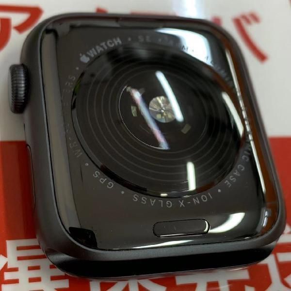 ムスビー｜爆速発送Apple Watch SE GPSモデル 44mm MKQ63J/A A2352 極 