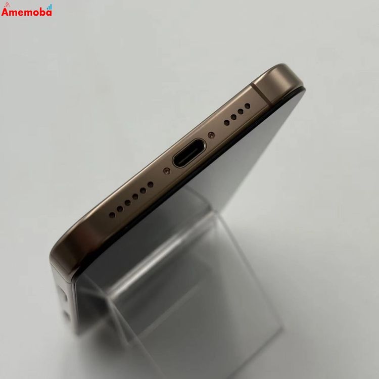 iPhone16 Pro Max 256GB �ǥ����ȥ����˥��� MYWJ3J/A docomo��S