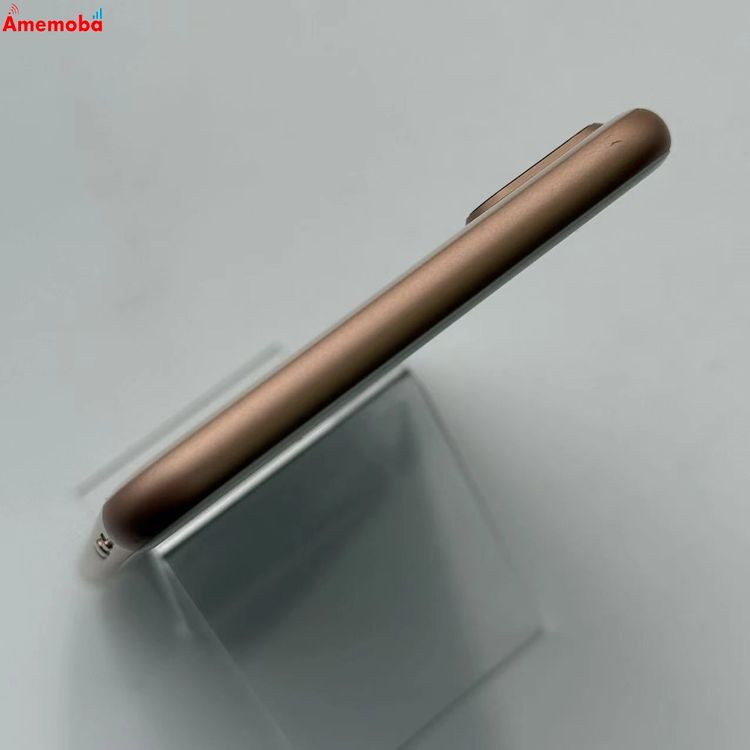 ��®ȯ��iPhone8 Plus 64GB ������� 3D097J/A AU��SIM�ե꡼