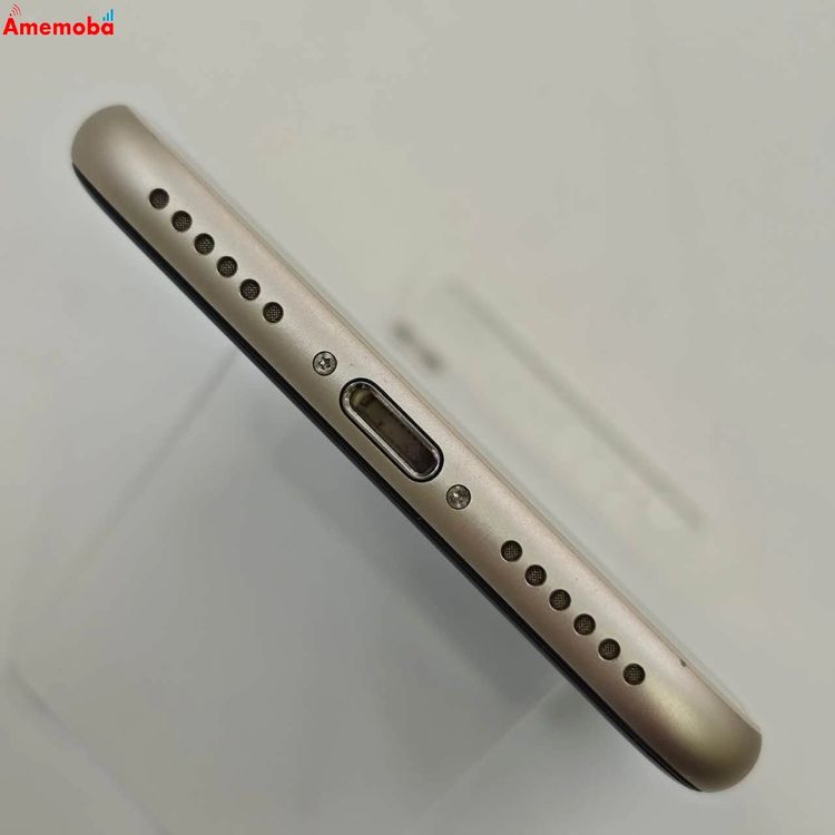 爆速発送iPhoneSE 第3世代 64GB スターライト MMYD3J/A AU版SIMフリー