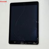 iPad ��5���� 32GB ���ڡ������쥤 MP1J2J/A AU��SIM�ե꡼ �������