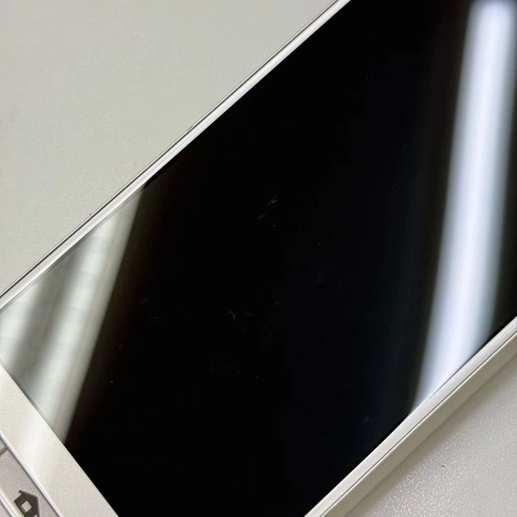 ��®ȯ������ץ륹�ޥ�5 32GB ����ѥ󥴡���� A001SH SoftBank��SIM�ե꡼
