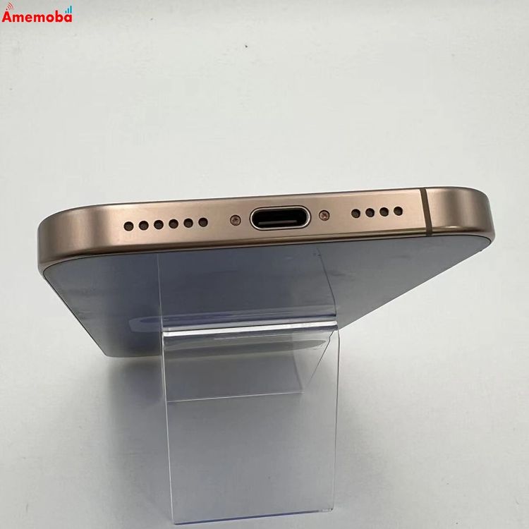 iPhone16 Pro Max 256GB �ǥ����ȥ����˥��� MYWJ3J/A docomo��S