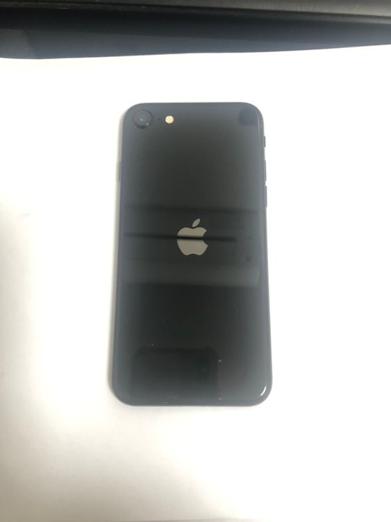 SIMե꡼ iPhoneSE 2 ֥å 64GB