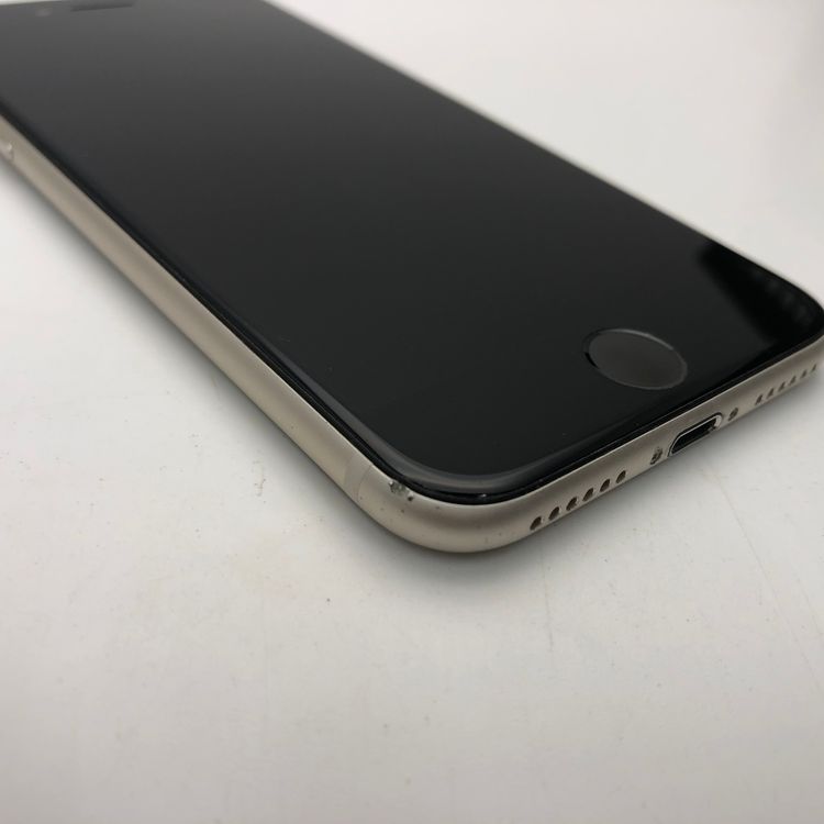 3638 iPhoneSE 3 64GB SIMե꡼ Хåƥ꡼83 ۥ磻