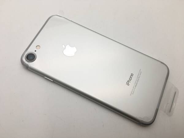ムスビー｜iphone 7 SIMフリー docomo 32GB◇新品未使用◇シルバー  