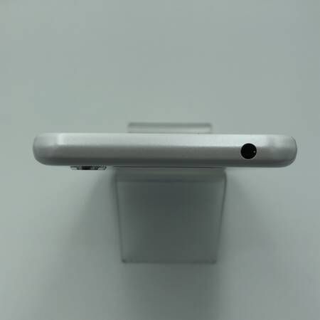 ��SIM���å�����Ѥߡ�AQUOS sense2 SHV43-u ���륭���ۥ磻��