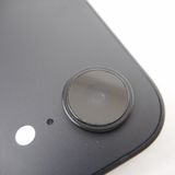 �ڼ��ߤʤߡۢ�ID146��au��iPhone 16e 256GB �֥�å�