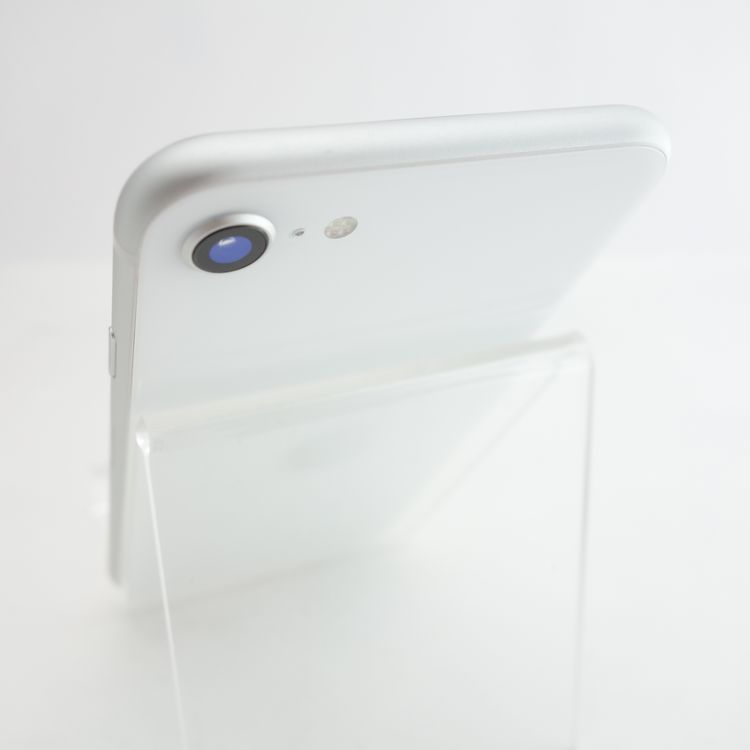 ��SIM�ե꡼��iPhoneSE2 128GB �ۥ磻�� ����100�� �������¡�