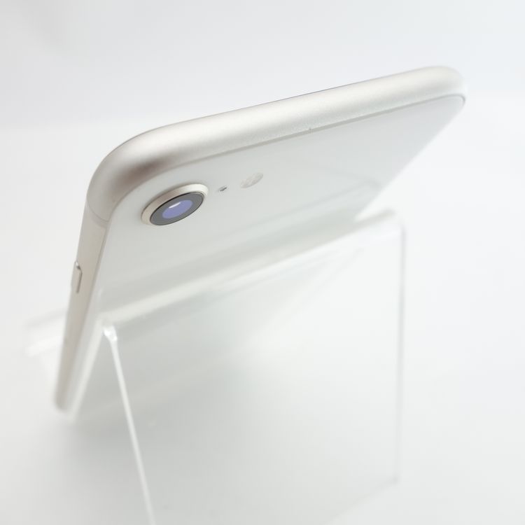 ��SIM�ե꡼��iPhoneSE3 64GB �������饤�� ����95�� �������¡�